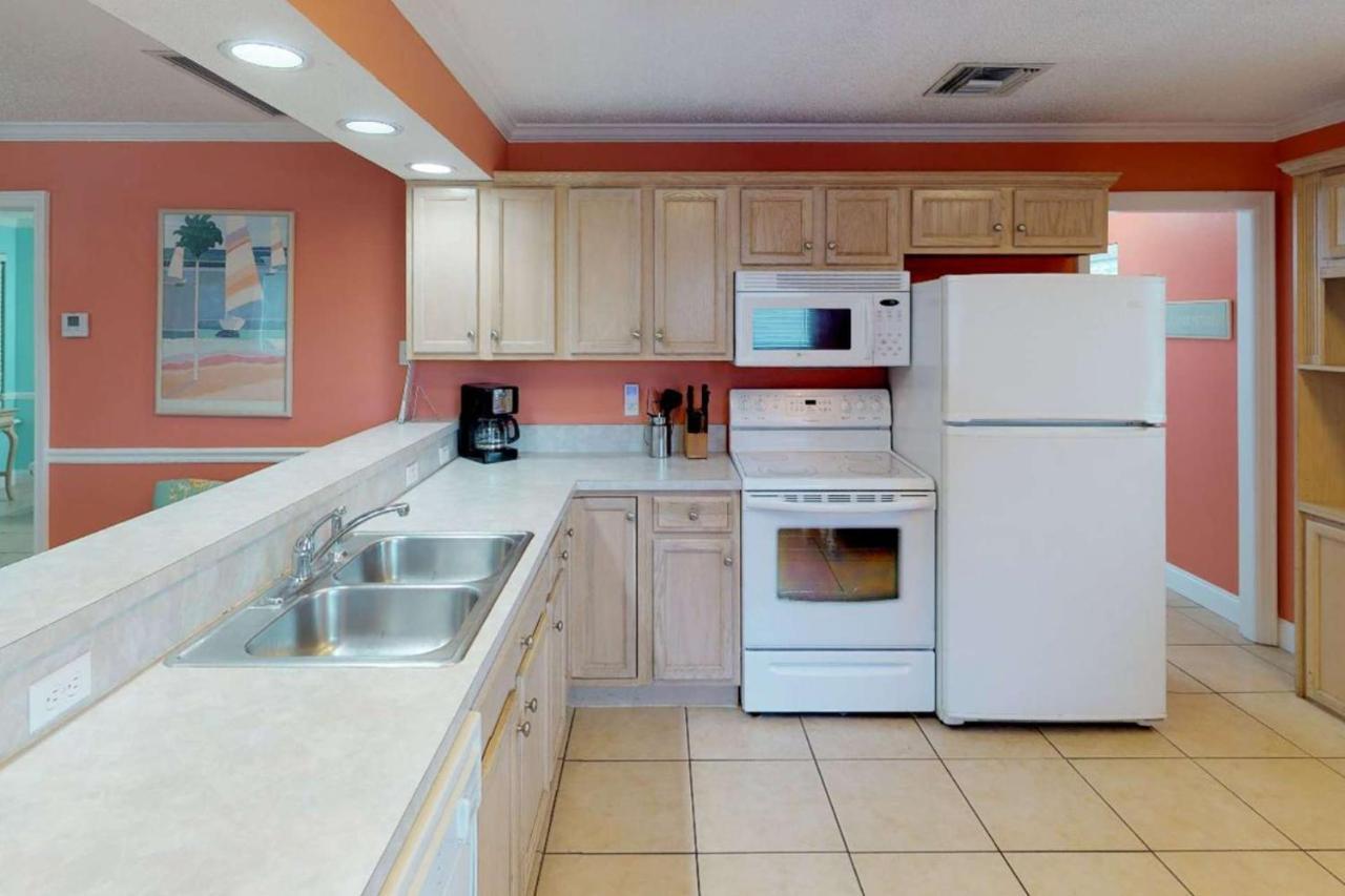 100 - Las Brisas St. Pete Beach Exterior foto